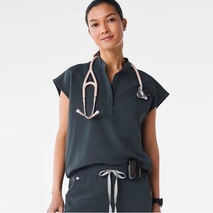 Figs Oversized Rafaela Scrub Top